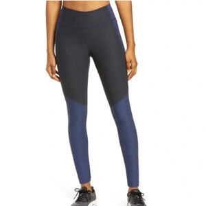 Womens Outdoor Voices 7/8 Two Tone Leggings, Size Small, Very Good Condition